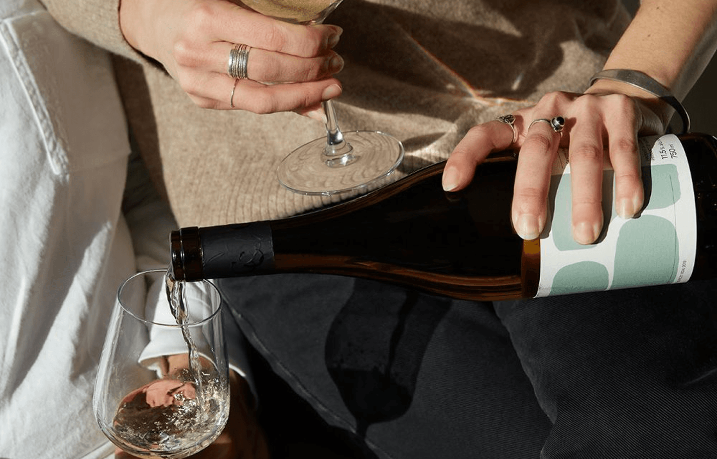 Vigneron în vie - Cramă artizanală Trei Puncte din Grebănu, Moldova